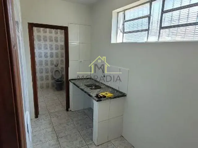 Ponto com 64m², para alugar, no bairro Parque das Orquídeas em Guaxupé