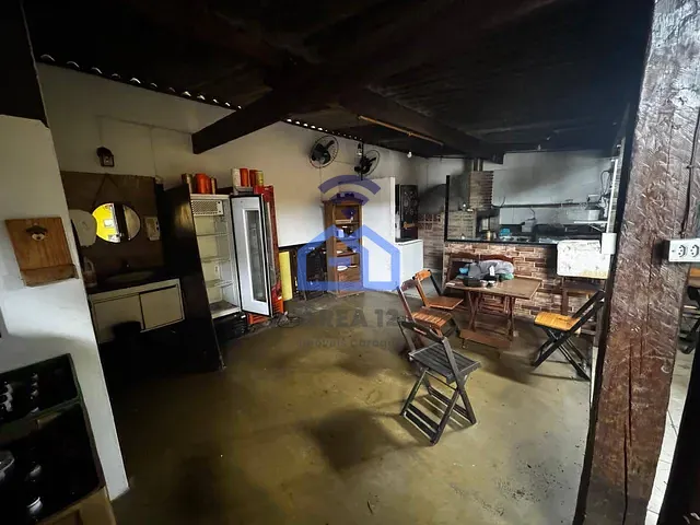 Ponto com 525m², à venda, no bairro Poiares em Caraguatatuba