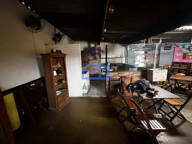 Ponto com 525m², à venda, no bairro Poiares em Caraguatatuba