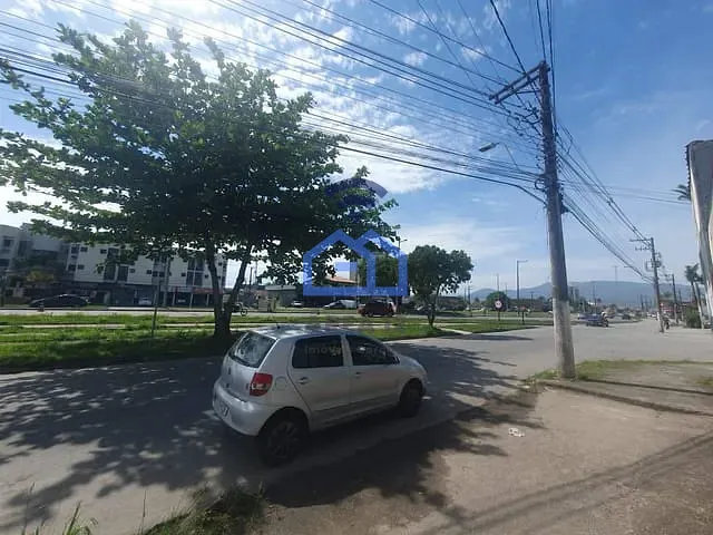 Ponto com 500m², à venda, no bairro Pontal de Santa Marina em Caraguatatuba