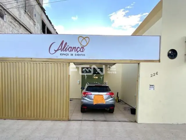 Ponto com 347m², para alugar, no bairro Centro em Camaçari