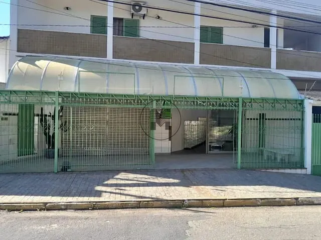 Ponto com 75m², para alugar, no bairro Nova Guará em Guaratinguetá