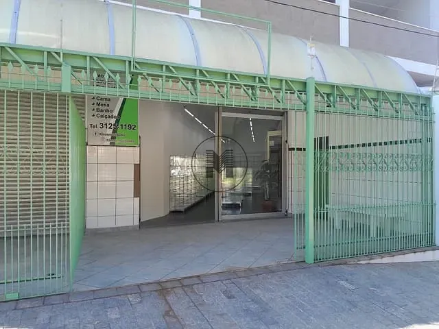 Ponto com 75m², para alugar, no bairro Nova Guará em Guaratinguetá