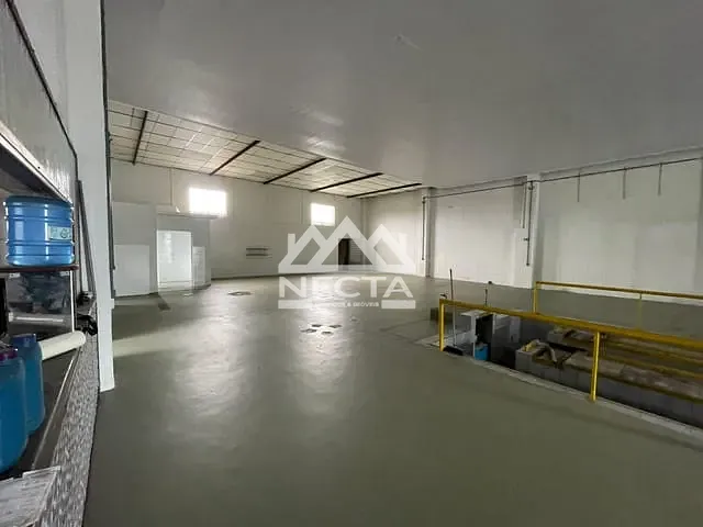 Ponto com 763m², para alugar, no bairro Loteamento Jardim Aruan em Caraguatatuba