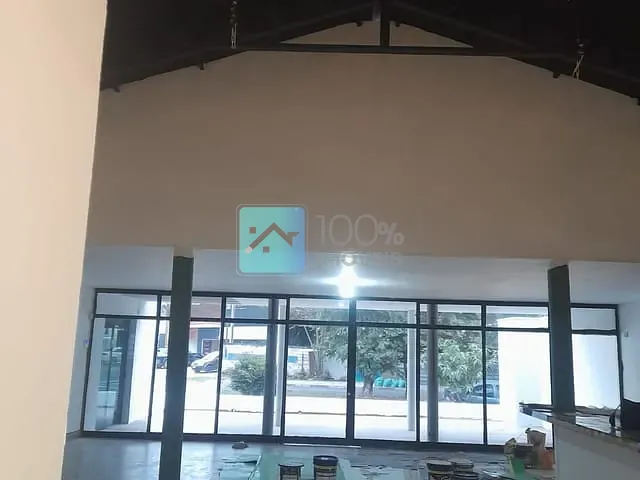 Ponto com 450m², para alugar, no bairro Jardim Esplanada em São José dos Campos