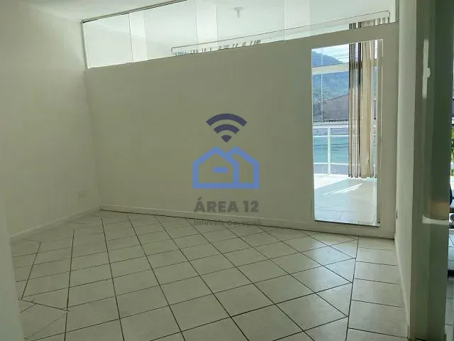 Ponto para alugar, no bairro Centro em Caraguatatuba
