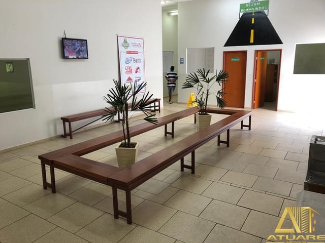 Ponto com 580m², para alugar, no bairro CENTRO em Pouso Alegre