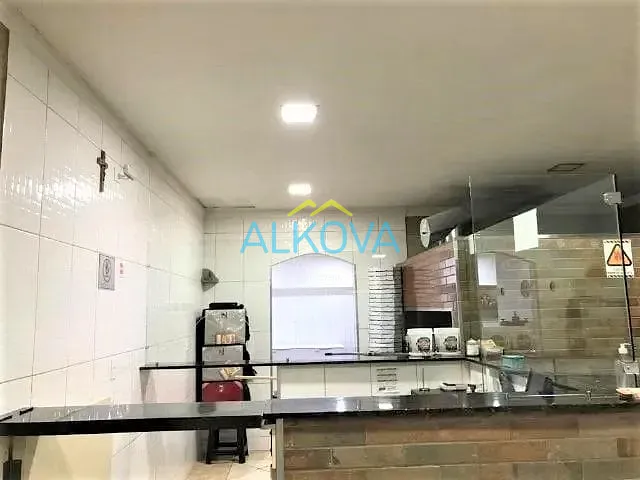 Ponto com 250m², à venda, no bairro Jardim América em São José dos Campos