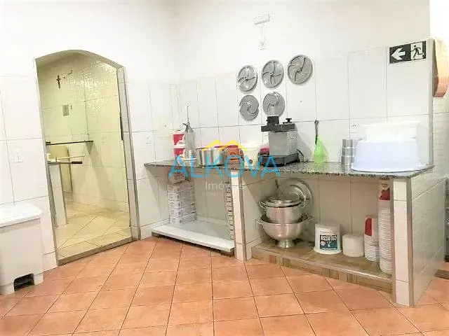 Ponto com 250m², à venda, no bairro Jardim América em São José dos Campos