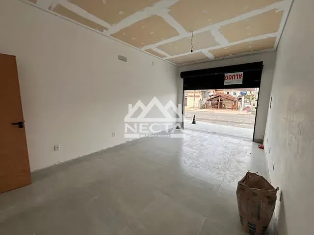 Ponto com 43m² 1 quarto e 1 banheiro, para alugar, no bairro Martim de Sá em Caraguatatuba