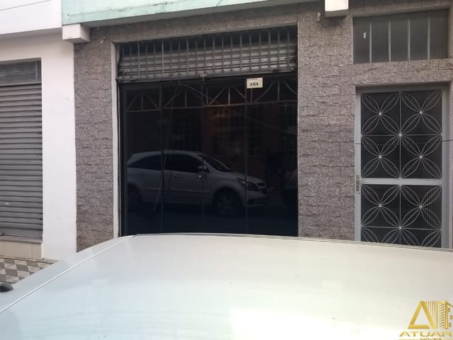 Ponto com 100m², para alugar, no bairro Centro em Pouso Alegre