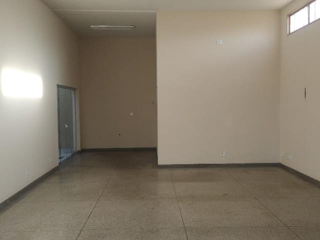 Foto do Ponto - Ponto comercial para locação, São Benedito, Uberaba - PT0114. | ZUCATO IMOBILIARIA LTDA