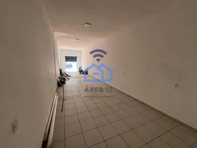 Ponto com 137m², para alugar, no bairro Centro em Caraguatatuba