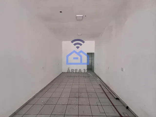 Ponto com 137m², para alugar, no bairro Centro em Caraguatatuba