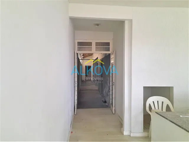 Ponto com 300m², à venda ou para alugar, no bairro Jardim Satélite em São José dos Campos