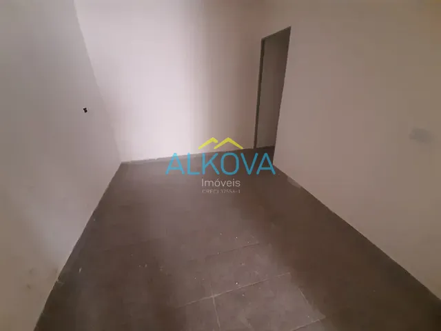 Ponto com 250m², à venda ou para alugar, no bairro Jardim Portugal em São José dos Campos