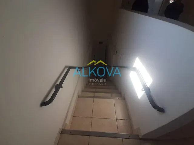 Ponto com 250m², à venda ou para alugar, no bairro Jardim Portugal em São José dos Campos