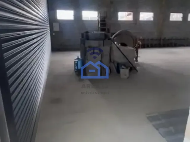 Ponto com 630m², para alugar, no bairro Sumaré em Caraguatatuba
