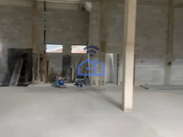 Ponto com 630m², para alugar, no bairro Sumaré em Caraguatatuba