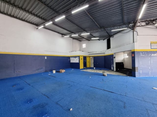 Foto do Ponto - Ponto para alugar, 200 m² por R$ 4.500,00/mês - Conjunto Residencial Trinta e Um de Março - São José dos Campos/SP | INDEPENDENCE NEGOCIOS IMOBILIARIOS LTDA