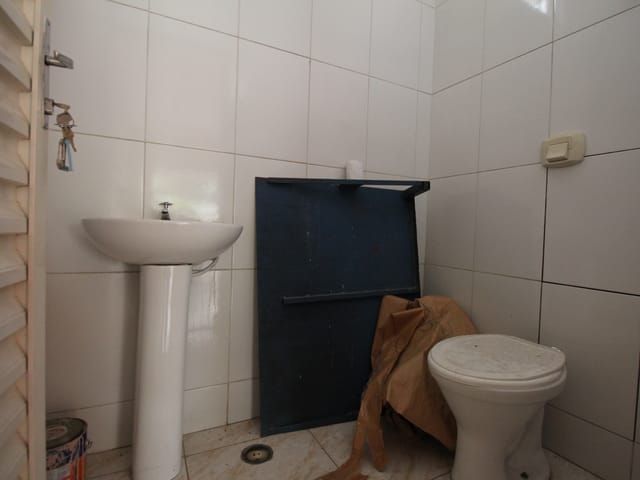 Ponto com 35m², para alugar, no bairro Vila Fleming em São João da Boa Vista