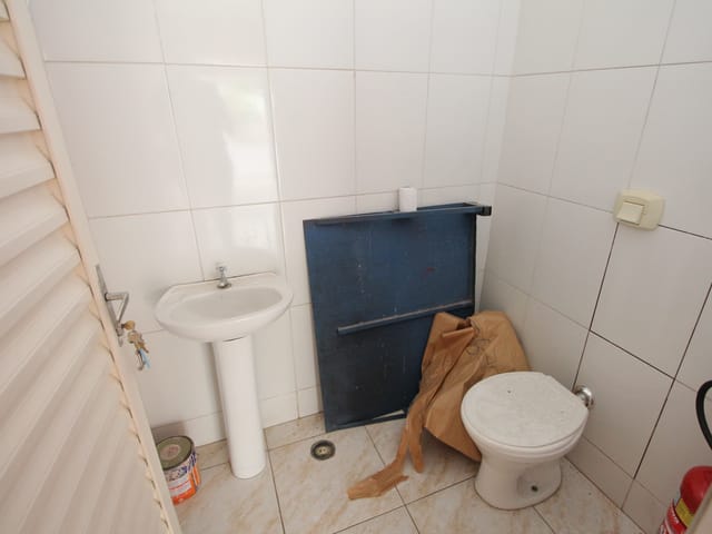 Ponto com 35m², para alugar, no bairro Vila Fleming em São João da Boa Vista