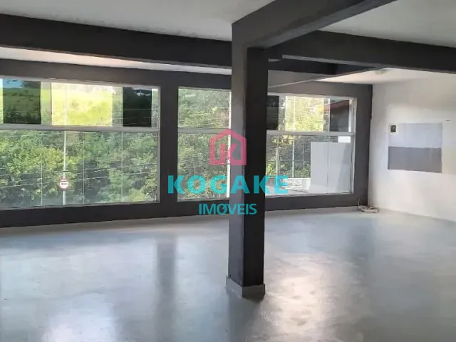 Ponto com 368m², à venda ou para alugar, no bairro Jardim Satélite em São José dos Campos