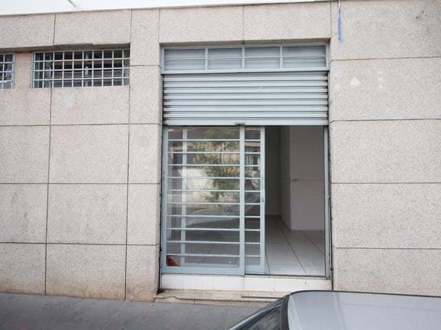 Ponto com 25m², para alugar, no bairro Vila Fleming em São João da Boa Vista