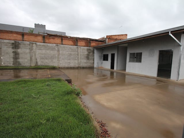 Ponto com 300m², à venda, no bairro Jardim dos Jacarandás Fase 2 em São João da Boa Vista