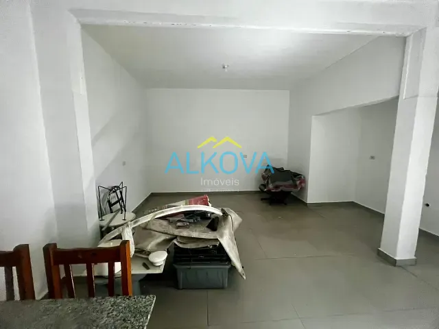 Ponto com 250m², para alugar, no bairro Jardim Altos de Santana I em Jacareí