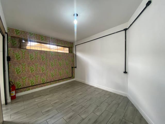 Ponto com 557m², para alugar, no bairro Jardim dos Estados em Poços de Caldas