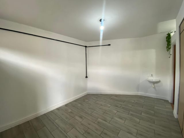 Ponto com 557m², para alugar, no bairro Jardim dos Estados em Poços de Caldas