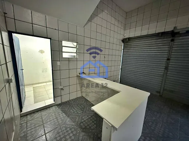 Ponto com 35m², para alugar, no bairro Prainha em Caraguatatuba