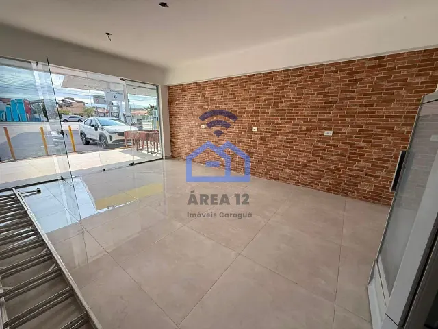 Ponto com 35m², para alugar, no bairro Praia das Palmeiras em Caraguatatuba