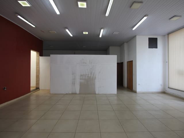 Ponto com 700m², para alugar, no bairro Pratinha em São João da Boa Vista