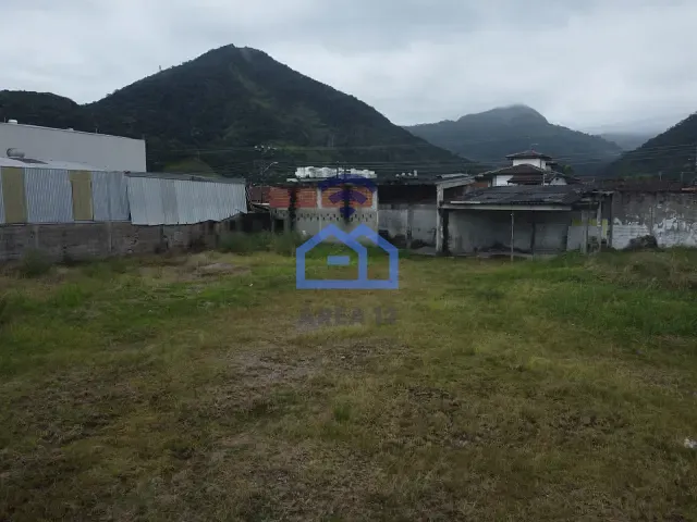 Ponto com 2160m², para alugar, no bairro Cidade Jardim em Caraguatatuba