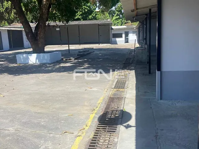 Ponto com 1180m², à venda, no bairro Vila Imbassay em Dias D'Ávila