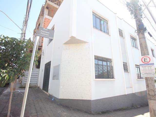 Ponto com 50m², para alugar, no bairro Centro em São João da Boa Vista