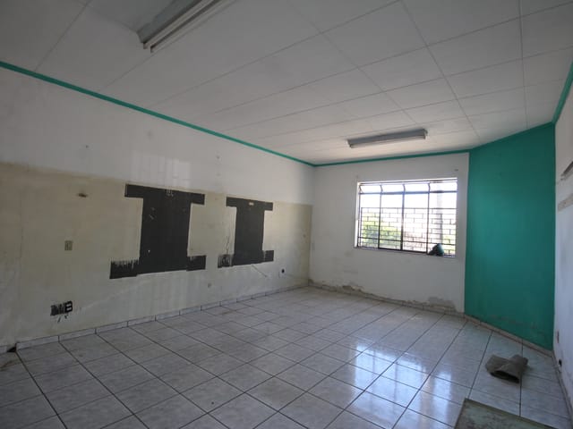 Ponto com 50m², para alugar, no bairro Centro em São João da Boa Vista