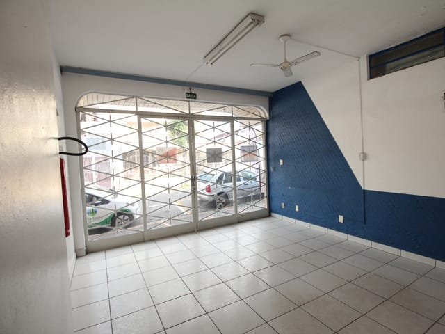 Ponto com 150m², para alugar, no bairro Centro em São João da Boa Vista