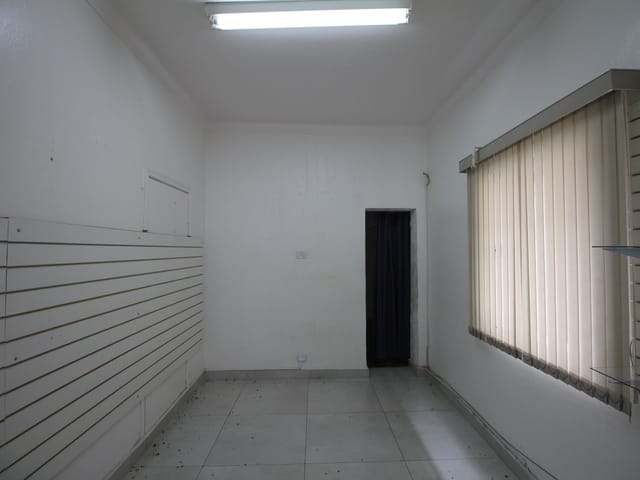Ponto com 75m², para alugar, no bairro Centro em São João da Boa Vista