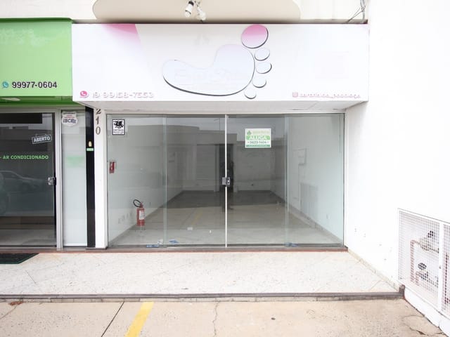 Ponto com 355m², para alugar, no bairro Centro em São João da Boa Vista