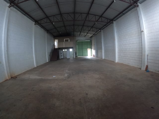 Ponto com 250m², para alugar, no bairro Pratinha em São João da Boa Vista