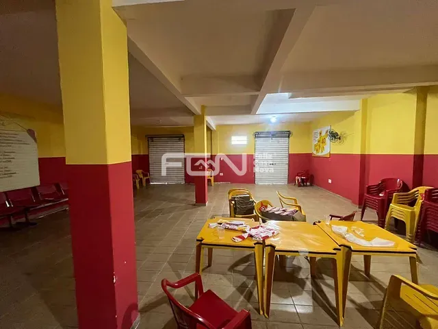 Ponto com 870m², para alugar, no bairro Centro em Camaçari