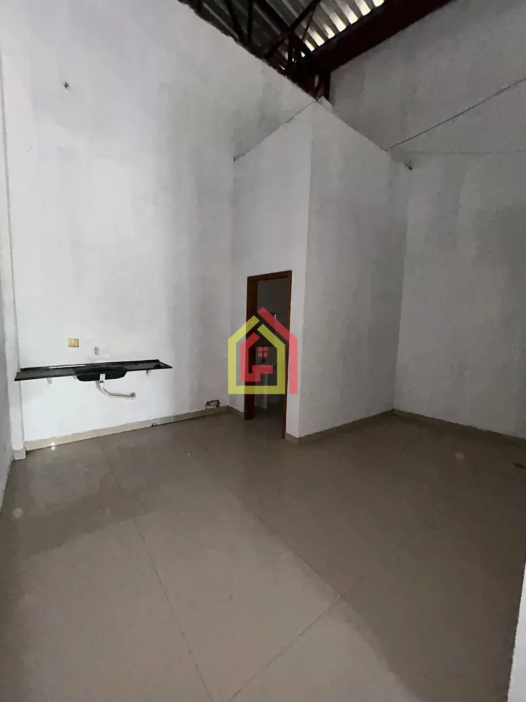 Comercial para alugar com 1 banheiro e 100m² no Nova Marabá, Marabá (PA) — foto 9 de 9