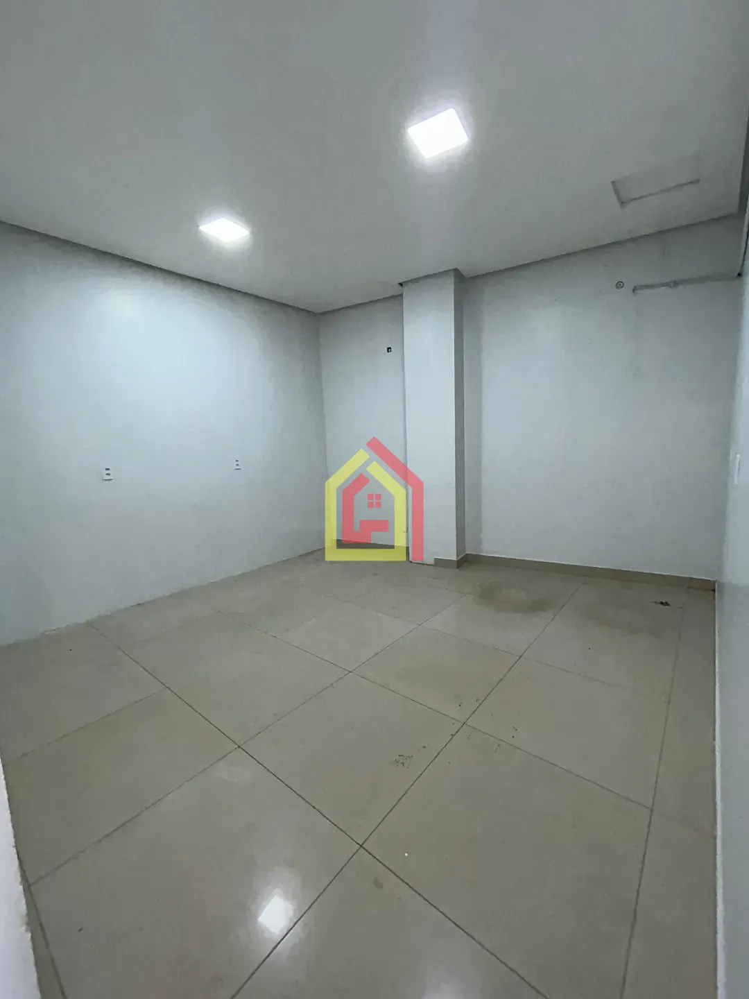 Comercial para alugar com 1 banheiro e 100m² no Nova Marabá, Marabá (PA) — foto 6 de 9