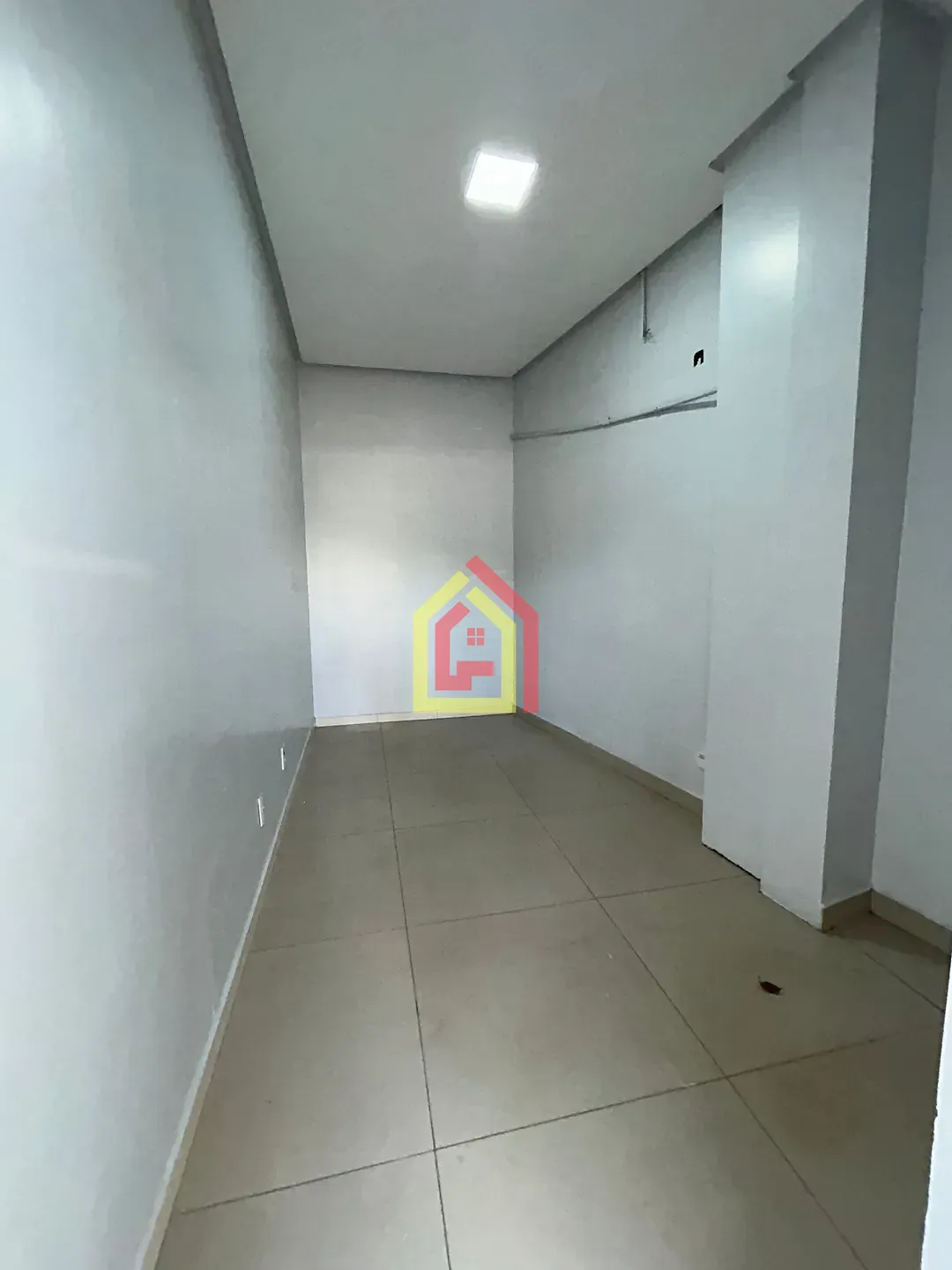 Comercial para alugar com 1 banheiro e 100m² no Nova Marabá, Marabá (PA) — foto 8 de 9