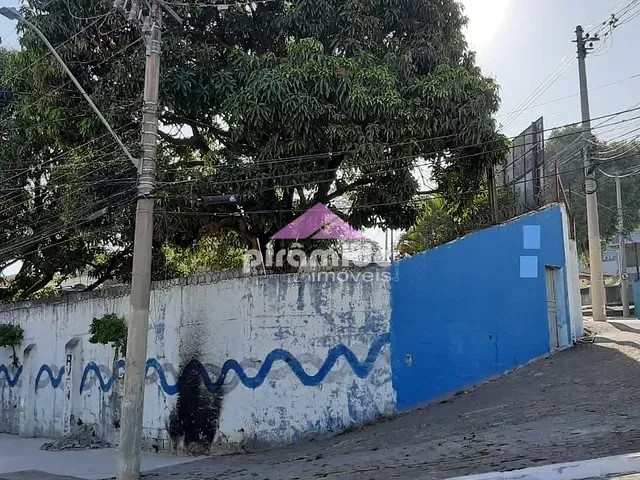 Ponto com 630m², à venda, no bairro Jardim Satélite em São José dos Campos