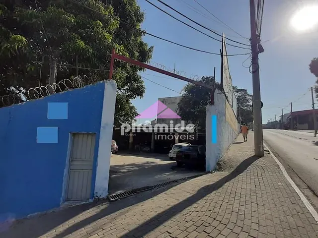 Ponto com 630m², à venda, no bairro Jardim Satélite em São José dos Campos
