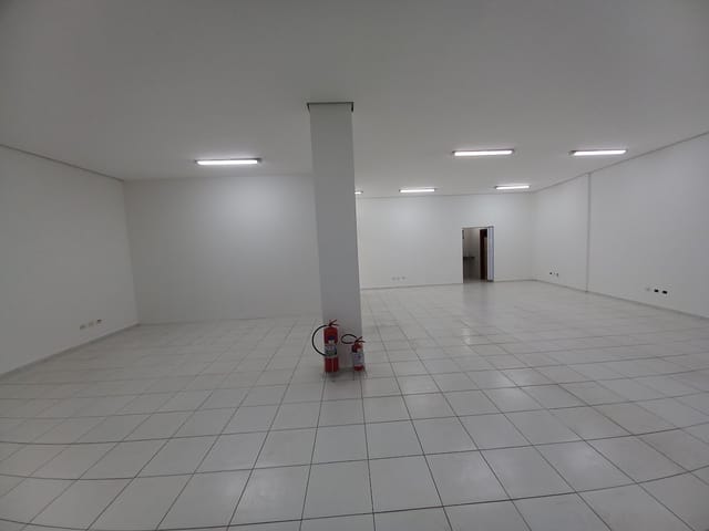 Ponto para alugar, no bairro Centro em São João da Boa Vista